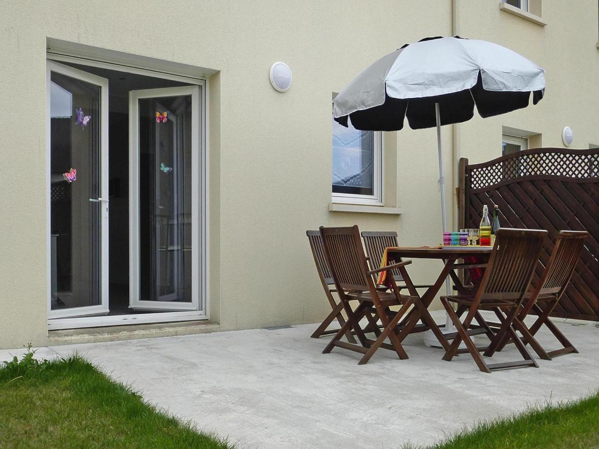 Modern Semi Detached House With Terrace Saint Quay Portrieux Villa Екстериор снимка